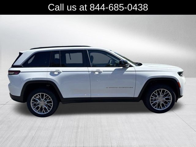 New 2027 Jeep Grand Cherokee Limited AWD/4WD image 4