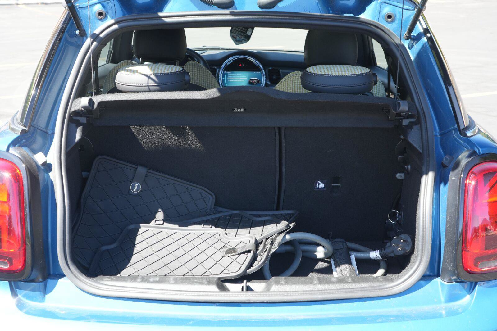 Used 2023 MINI Cooper SE FWD image 17