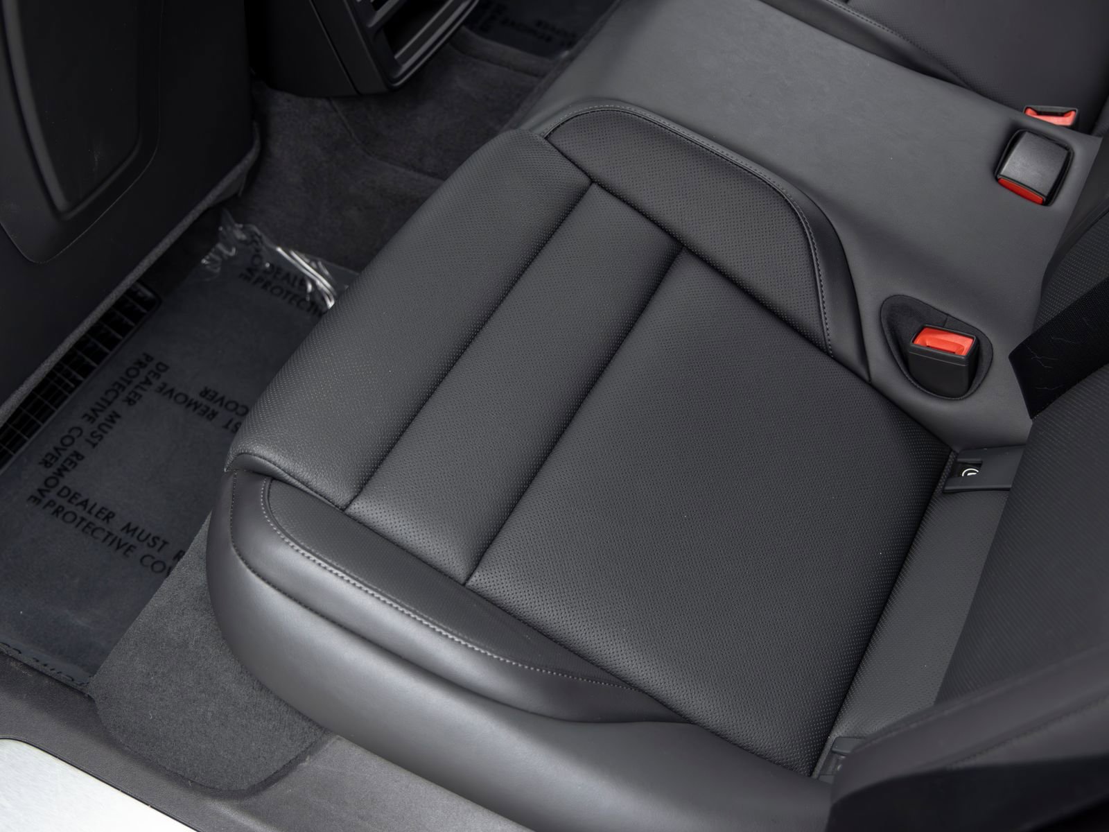 Certified 2025 Porsche Taycan RWD image 45