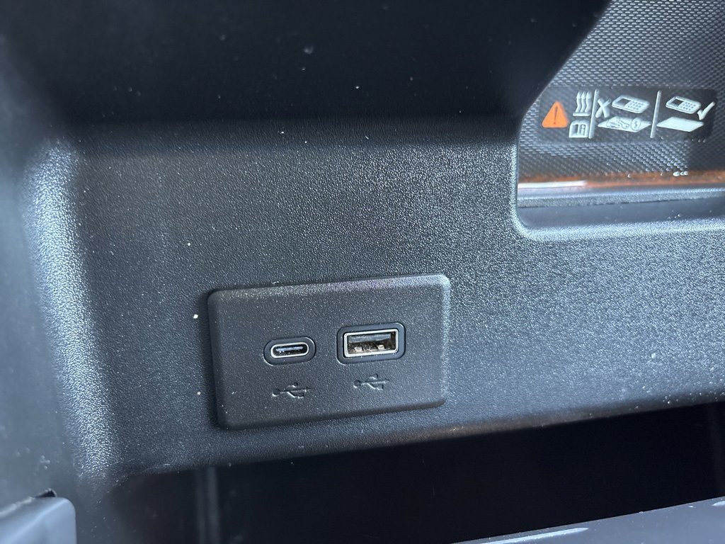 Used 2024 Chevrolet Silverado 1500 LTZ image 24