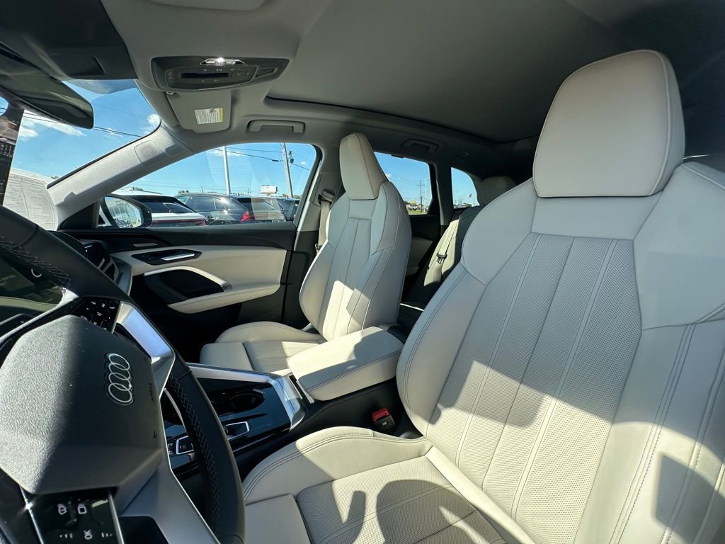 New 2025 Audi Q5 Premium Plus image 13