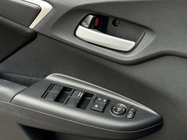 Used 2020 Honda Fit LX image 23