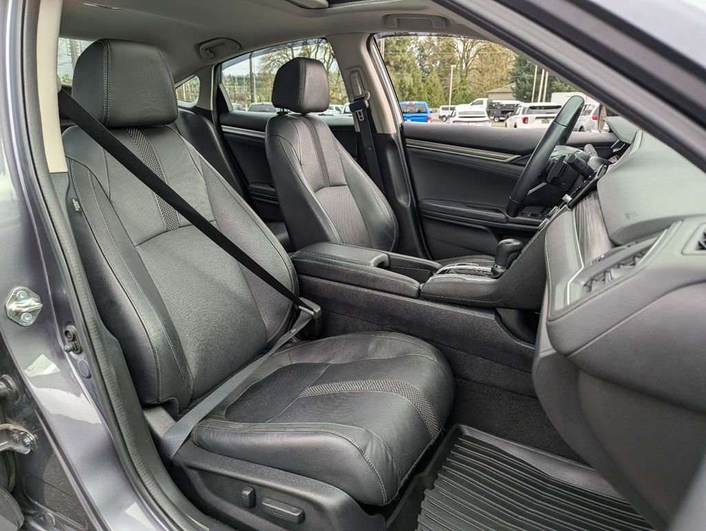 Used 2020 Honda Civic Touring image 36