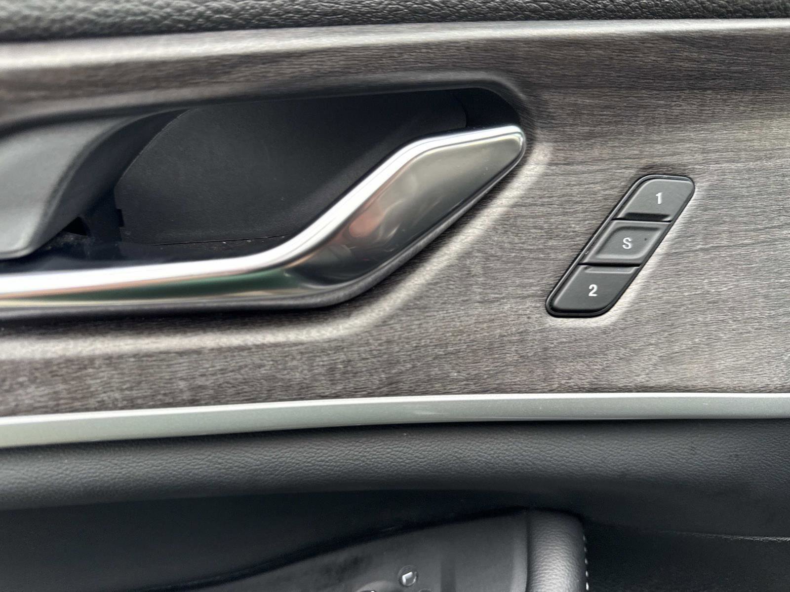 Used 2024 Jeep Grand Cherokee Limited 4xe image 19