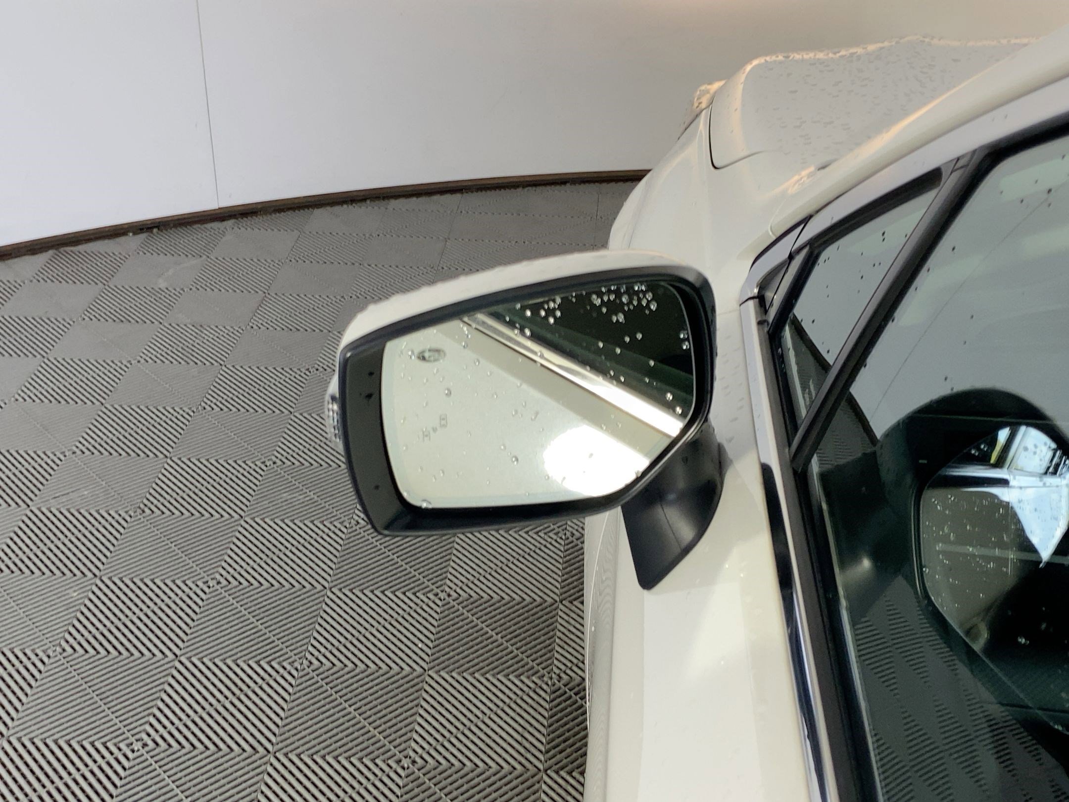 Used 2017 Subaru Outback 2.5i Premium image 21