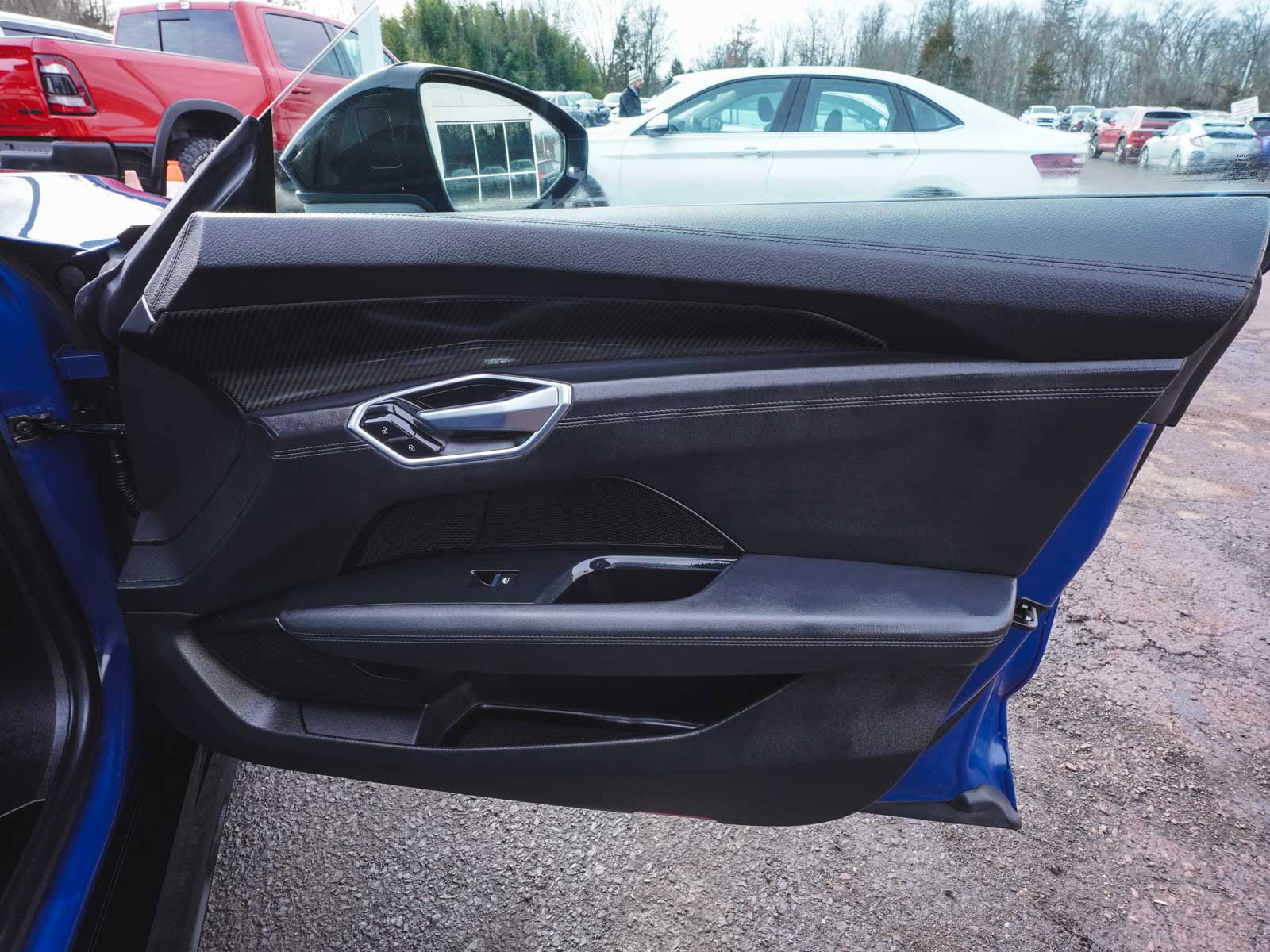 Used 2022 Audi e-tron GT Premium Plus w/ Performance Package image 11