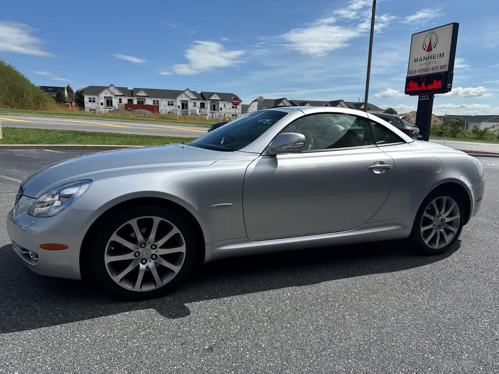 Used 2009 Lexus SC 430 Convertible RWD image 17