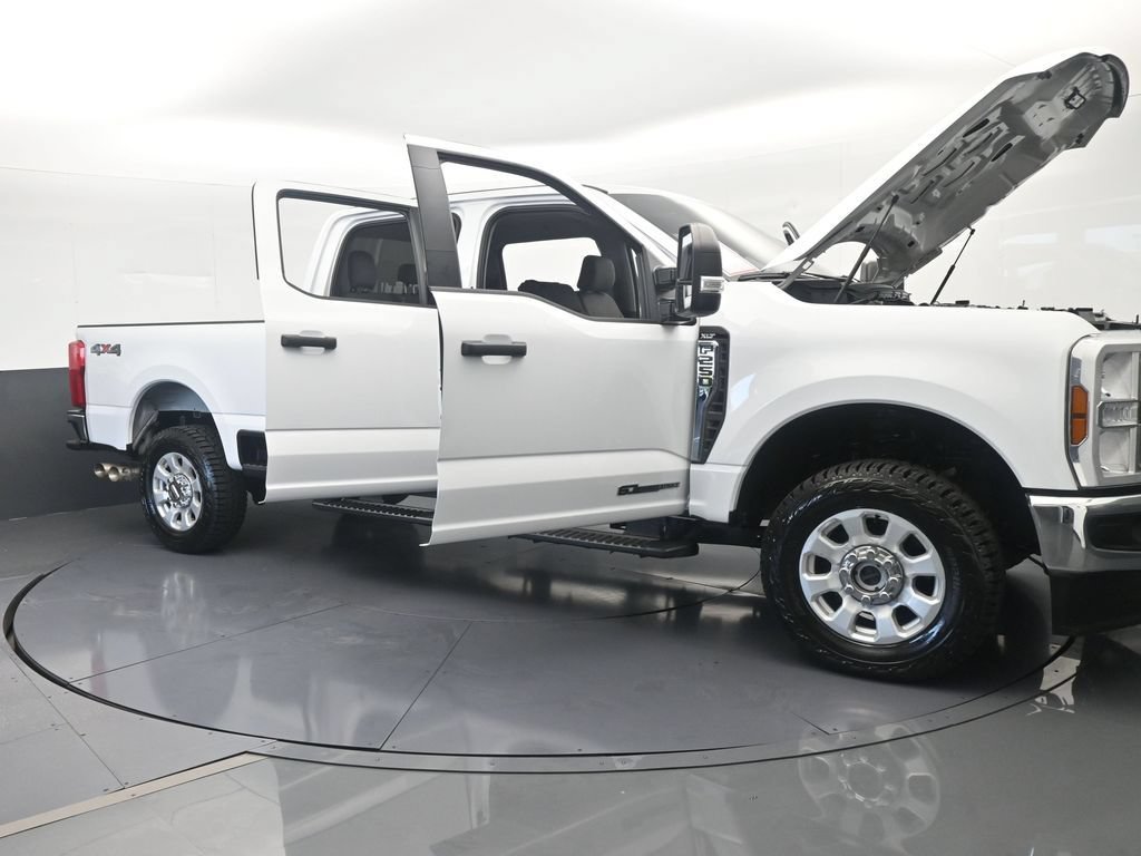 Used 2024 Ford F250 XLT AWD/4WD image 78