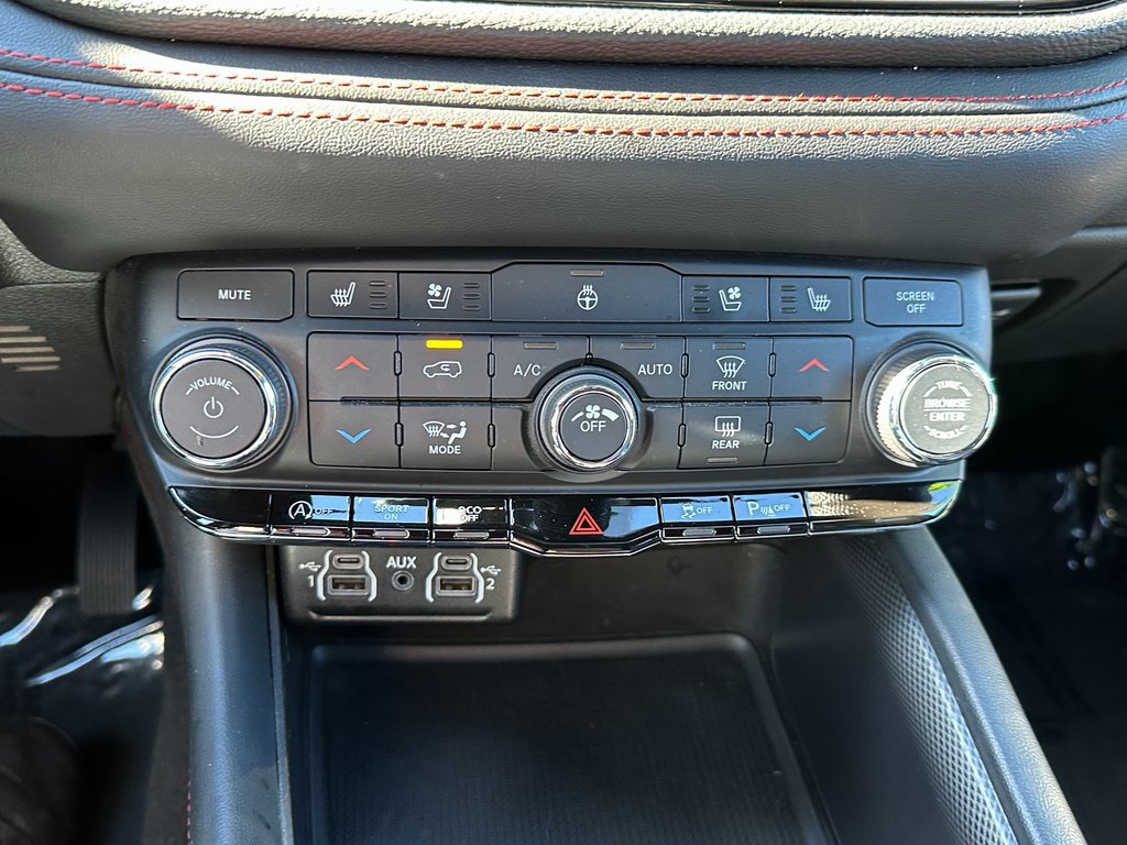 Certified 2024 Dodge Durango GT image 30