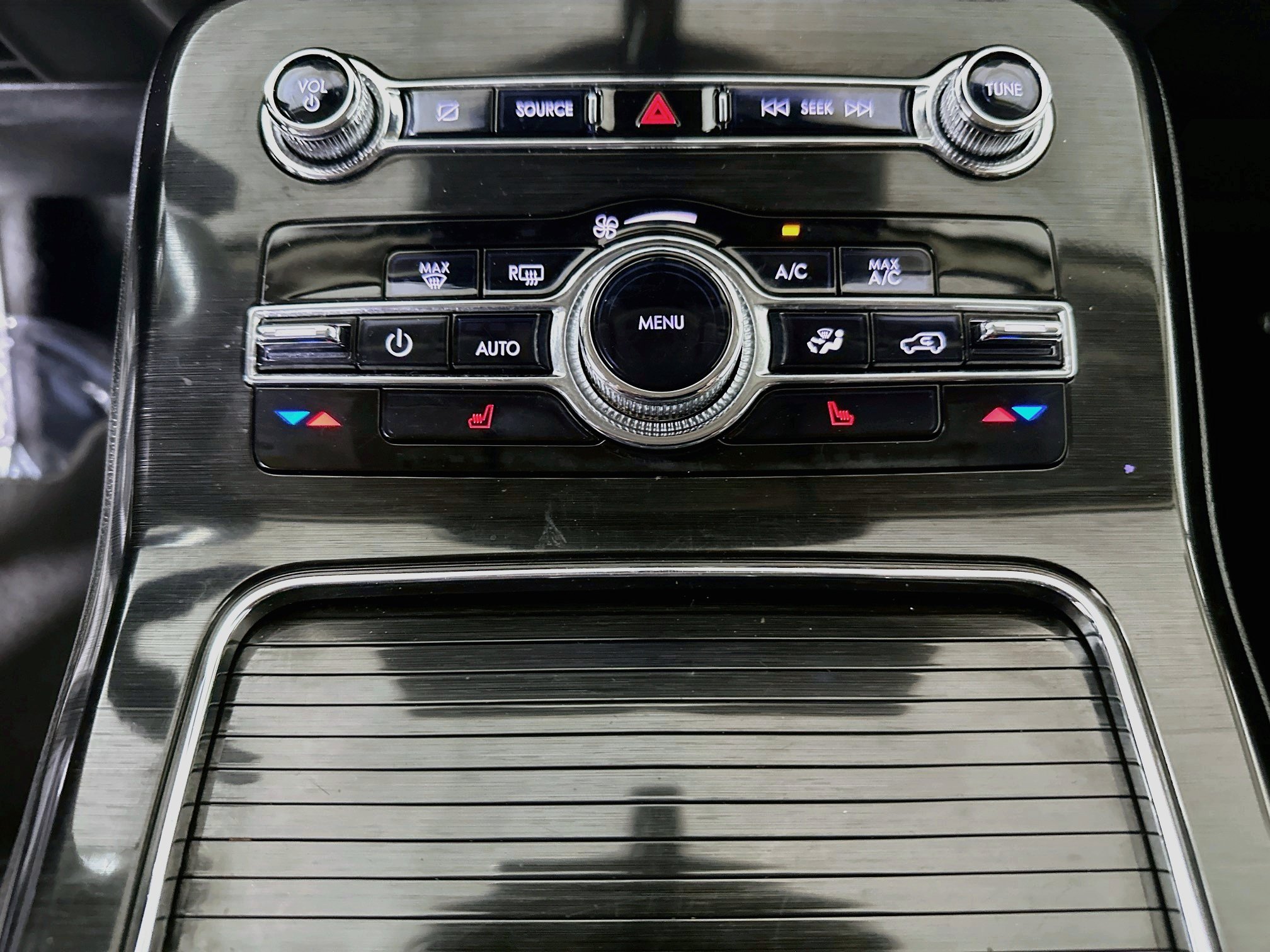 Used 2023 Lincoln Nautilus AWD w/ Premium Package image 23