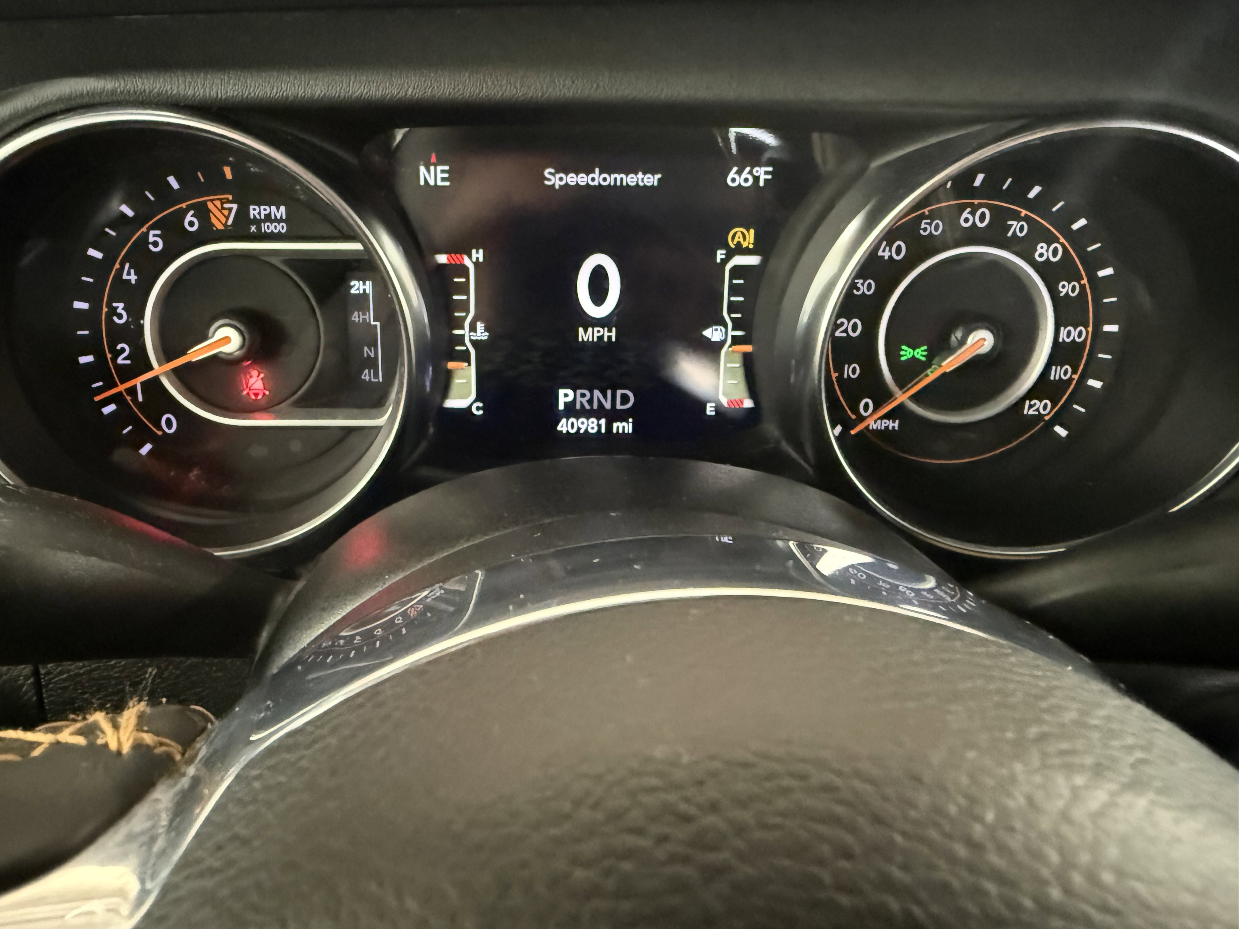 Used 2021 Jeep Gladiator Overland AWD/4WD image 16