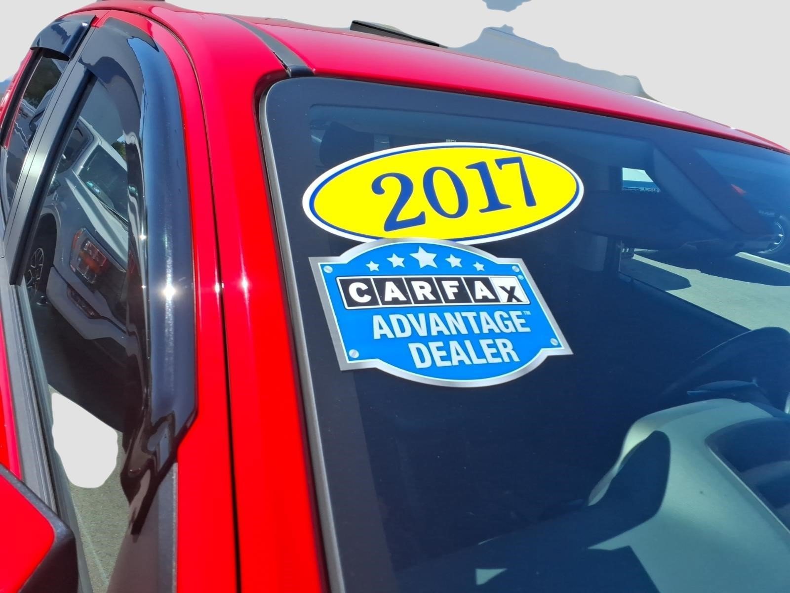 Used 2017 Chevrolet Colorado Z71 AWD/4WD image 9