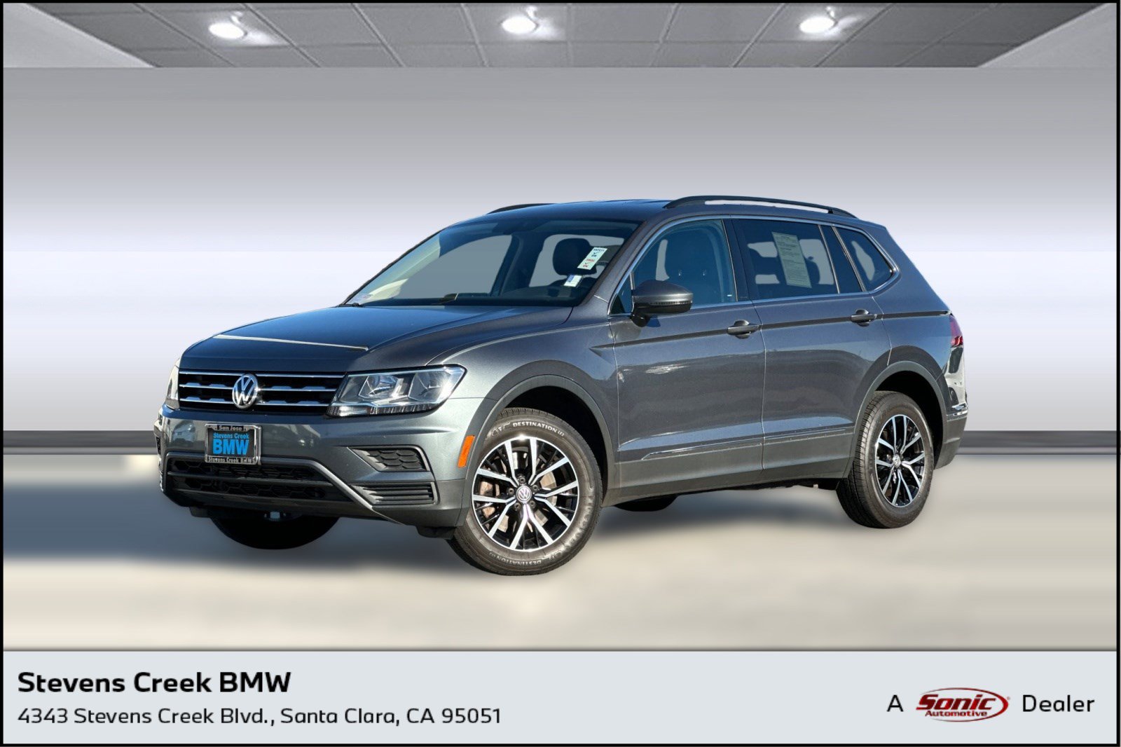 Used 2021 Volkswagen Tiguan SE AWD/4WD image 1