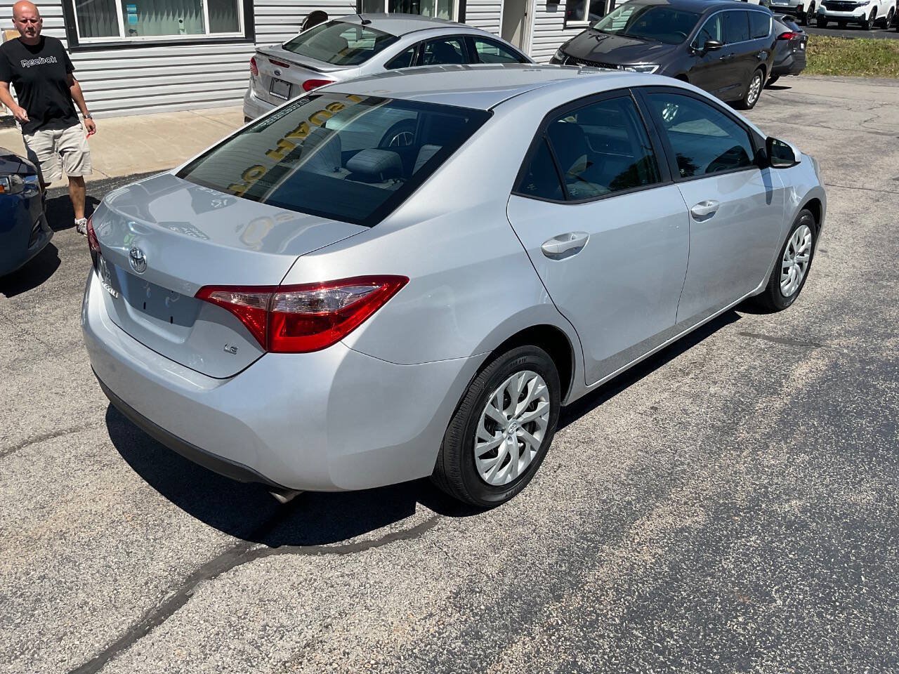 Used 2017 Toyota Corolla LE FWD image 9