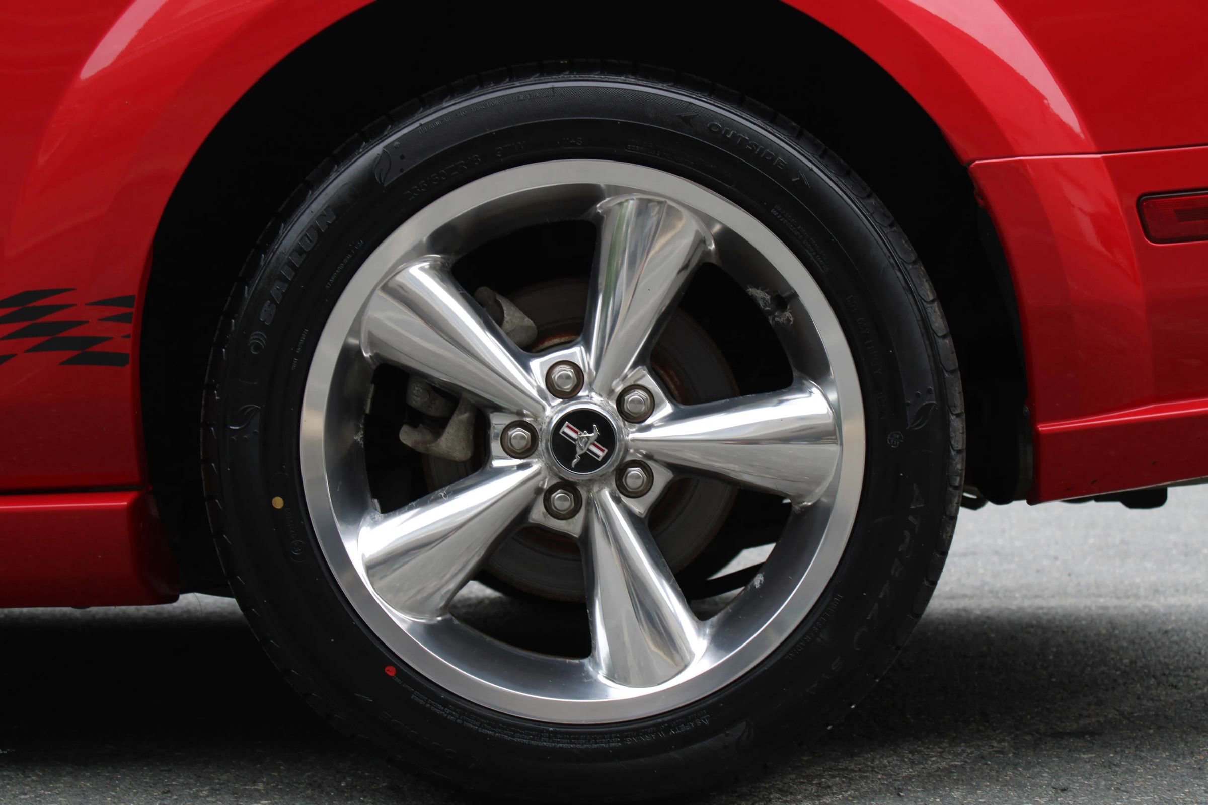 Used 2006 Ford Mustang GT image 32