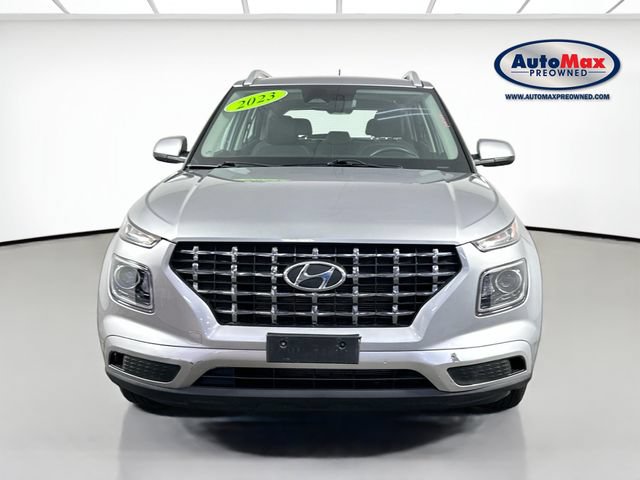 Used 2023 Hyundai Venue SEL w/ Cargo Package FWD image 7