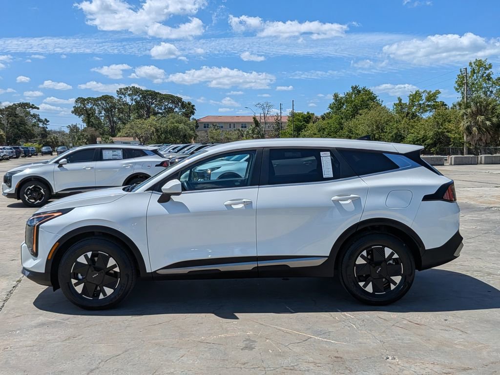 Certified 2026 Kia Sportage LX FWD image 5
