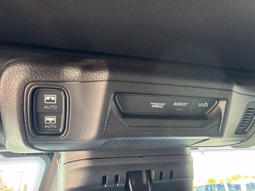 Certified 2025 Jeep Wrangler Unlimited Rubicon 4xe w/ Convenience Group AWD/4WD image 27