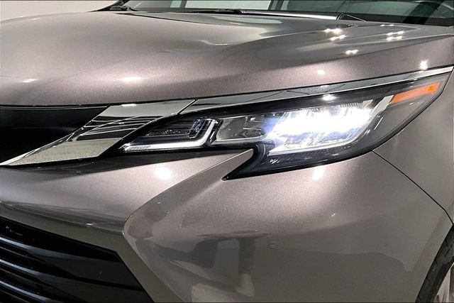 Used 2022 Toyota Sienna LE FWD image 38