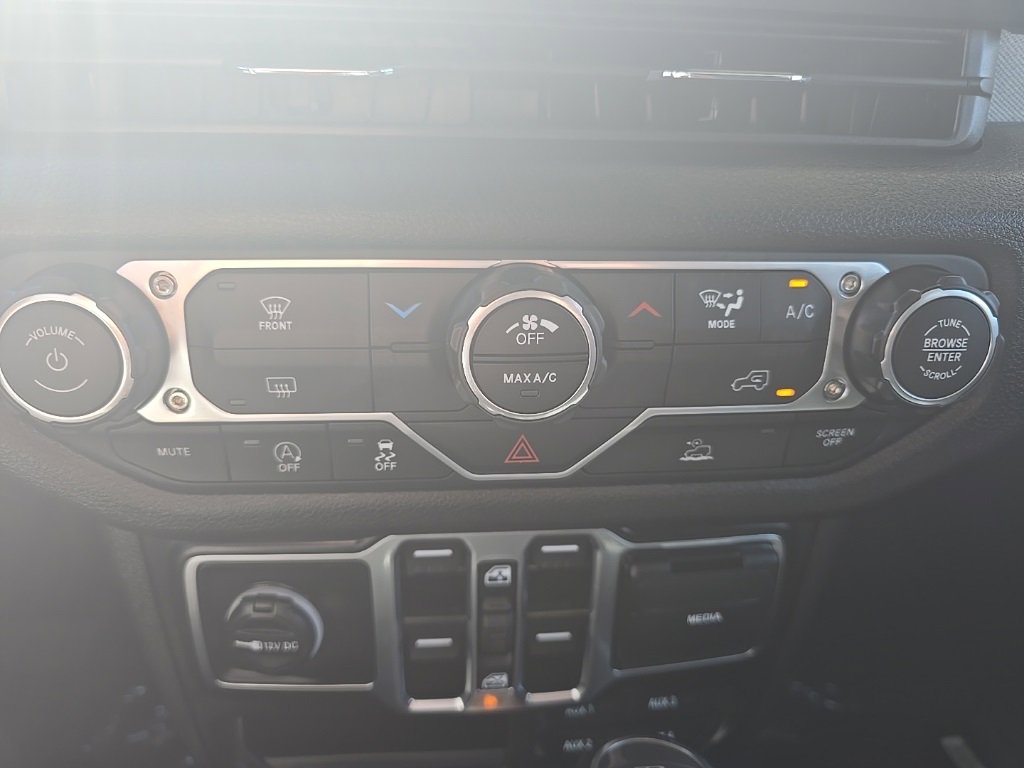 New 2025 Jeep Gladiator Sport image 33