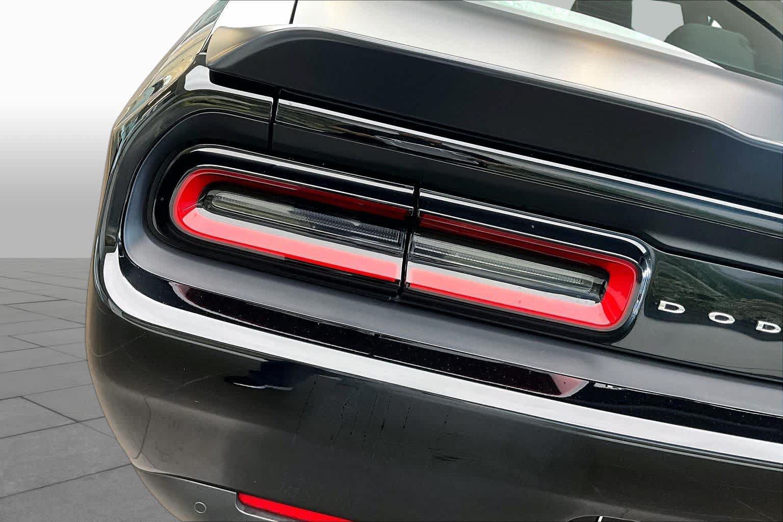 Used 2021 Dodge Challenger R/T Scat Pack w/ T/A Package RWD image 27