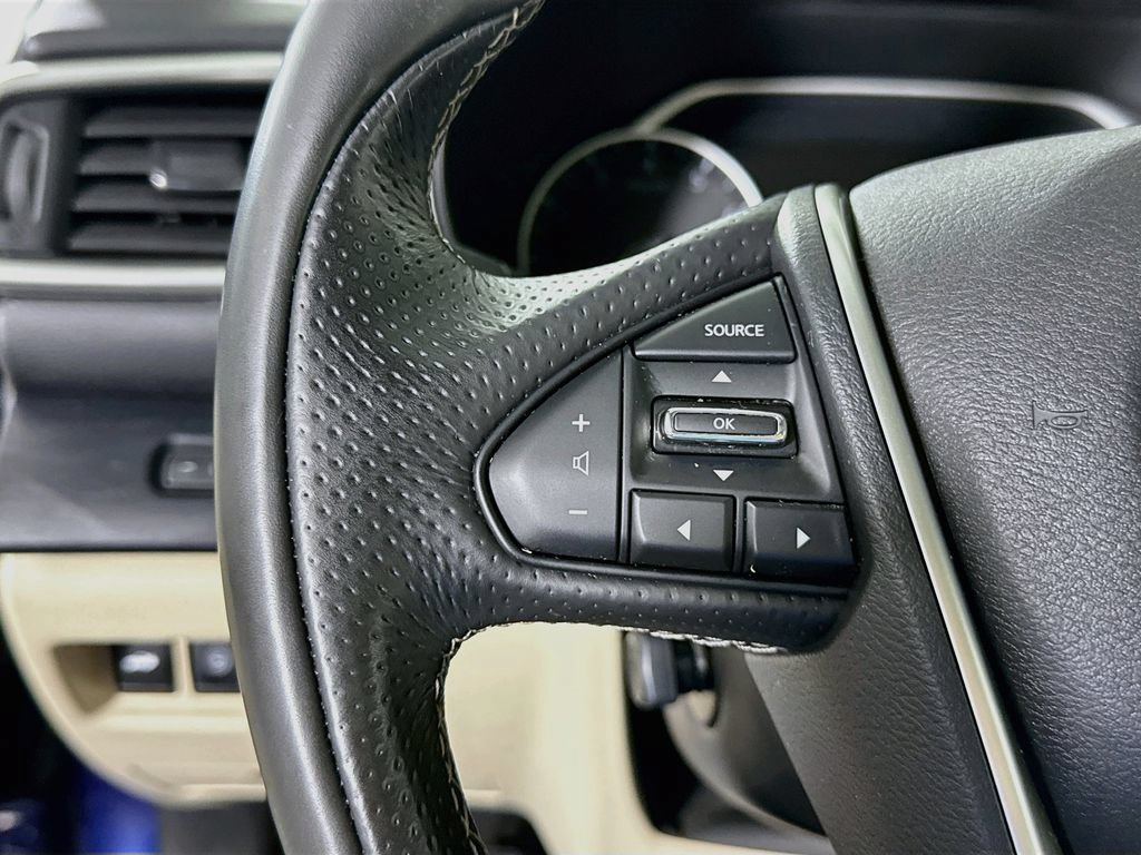 Certified 2019 Nissan Maxima Platinum w/ Sport Mat Group FWD image 23