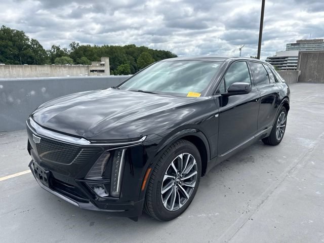 Certified 2024 Cadillac Lyriq Sport w/ LPO, Floor Liner Package AWD/4WD image 2