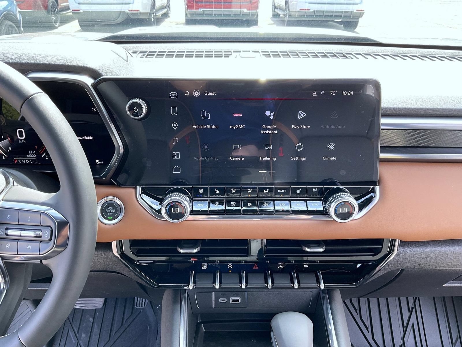 New 2026 GMC Canyon AT4 w/ AT4 Premium Package AWD/4WD image 13