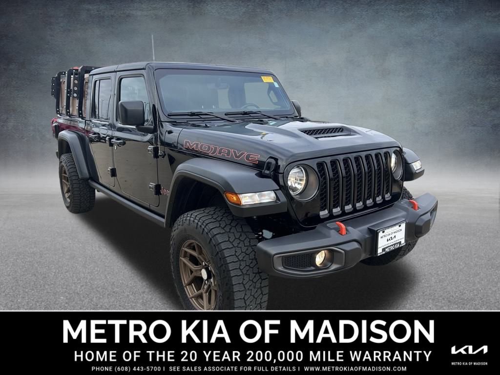Used 2023 Jeep Gladiator Mojave w/ Cold Weather Group image 4