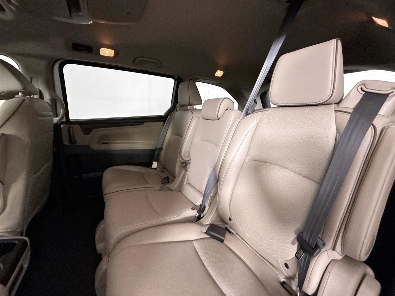 Used 2024 Honda Odyssey Elite image 31