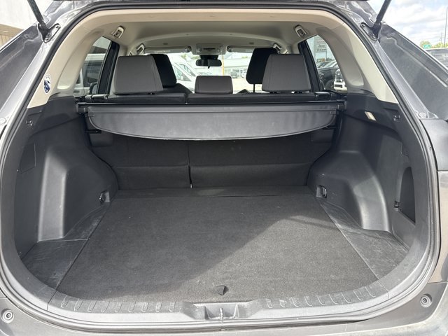 Used 2025 Toyota RAV4 XLE FWD image 10