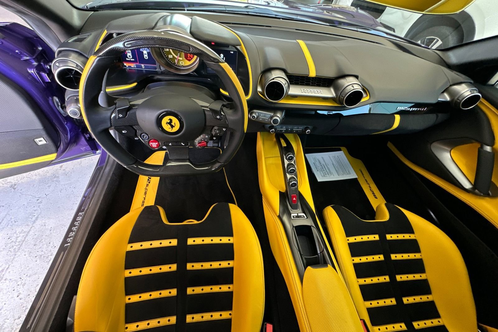 Used 2020 Ferrari 812 Superfast RWD image 6