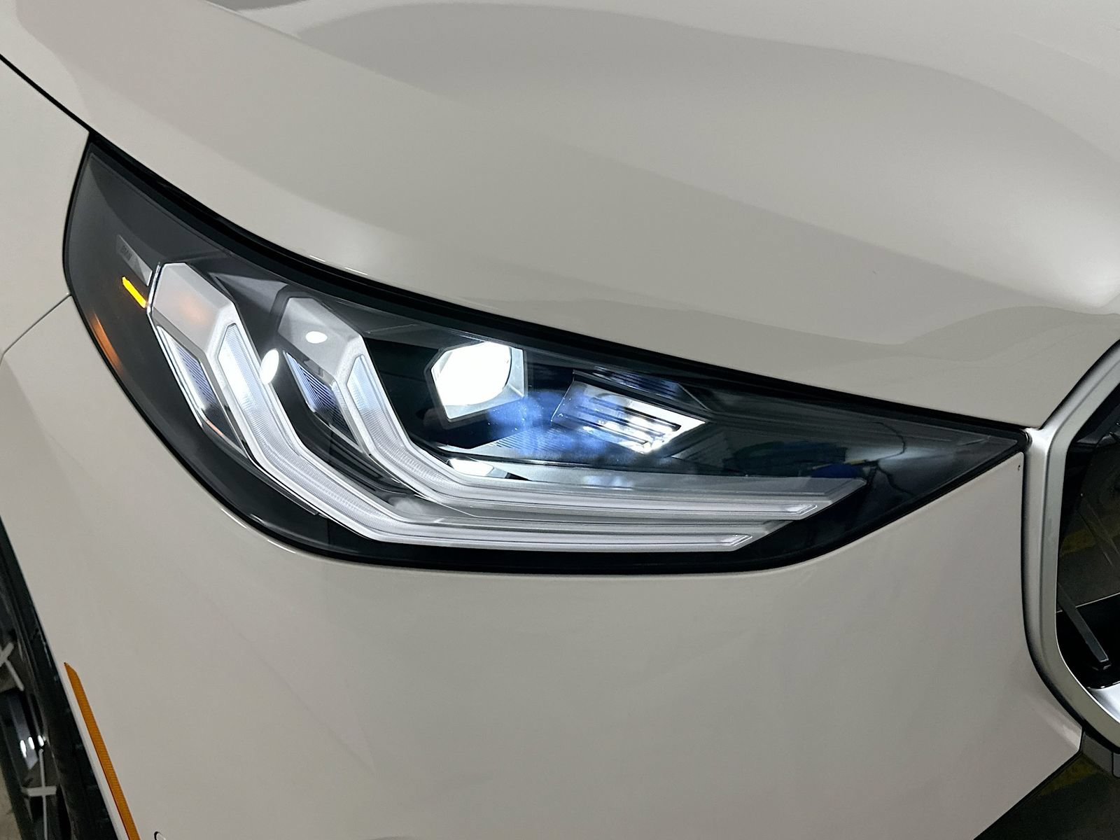 New 2026 BMW X3 xDrive30i w/ Premium Package AWD/4WD image 9