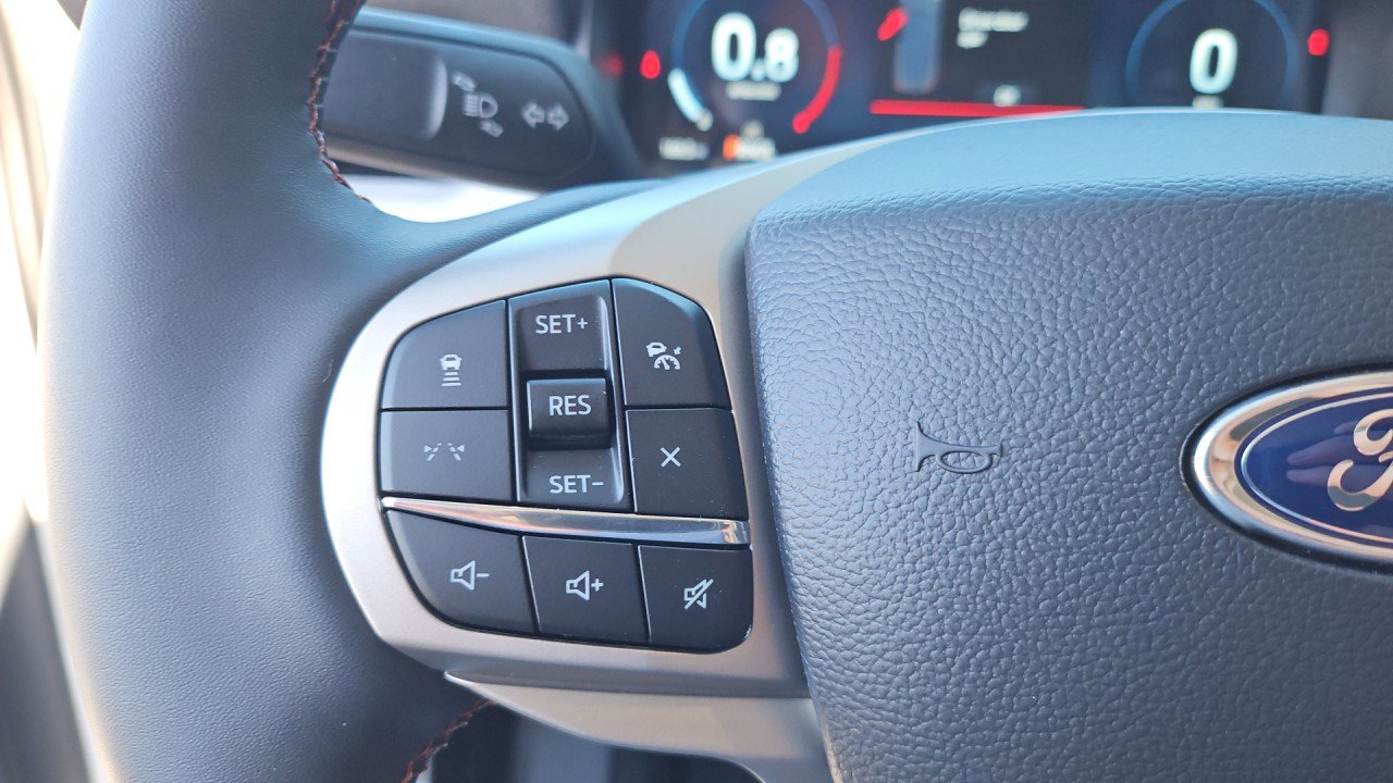 New 2025 Ford Explorer Active w/ Active Comfort Package image 11