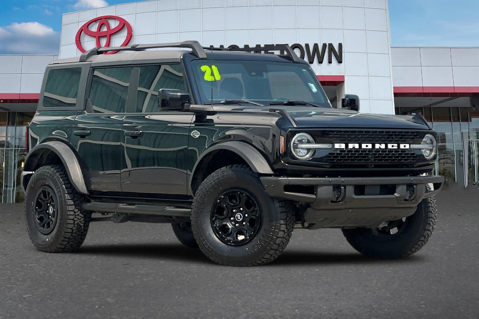 Used 2021 Ford Bronco Wildtrak AWD/4WD image 2