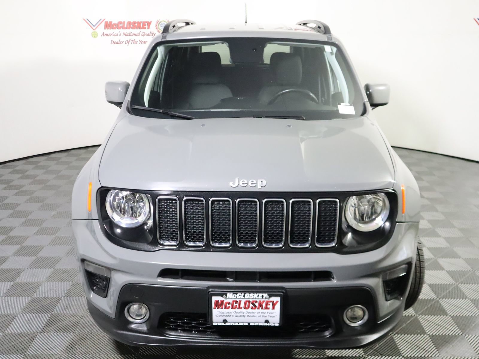 Used 2020 Jeep Renegade Latitude w/ Cold Weather Group image 16