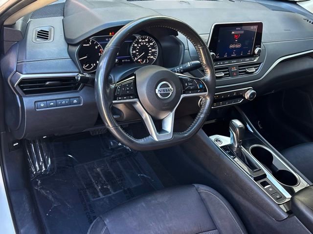 Used 2021 Nissan Altima 2.5 SV w/ SV Premium Package FWD image 13