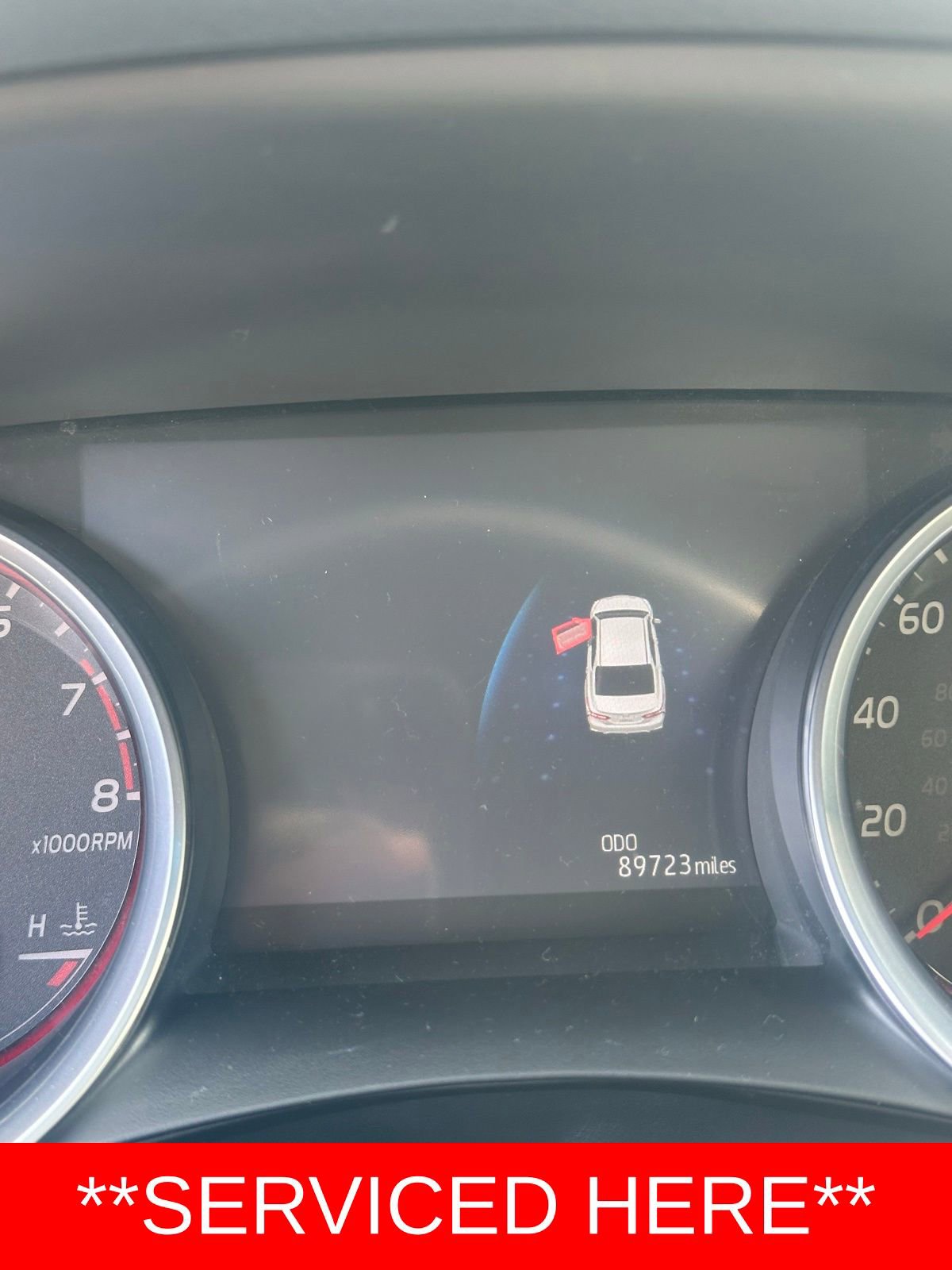 Used 2021 Toyota Corolla LE image 6