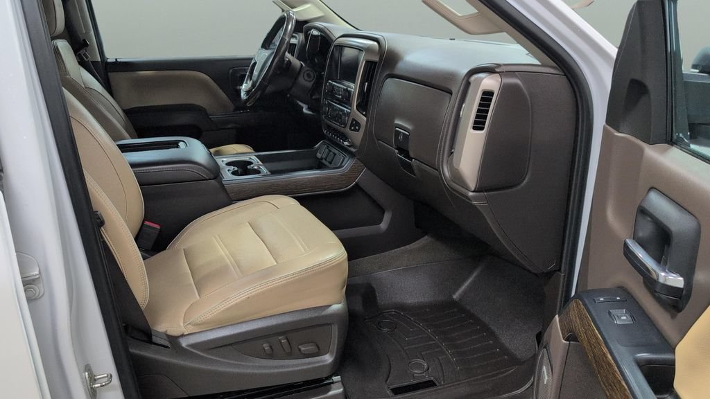Used 2018 GMC Sierra 2500 Denali AWD/4WD image 26