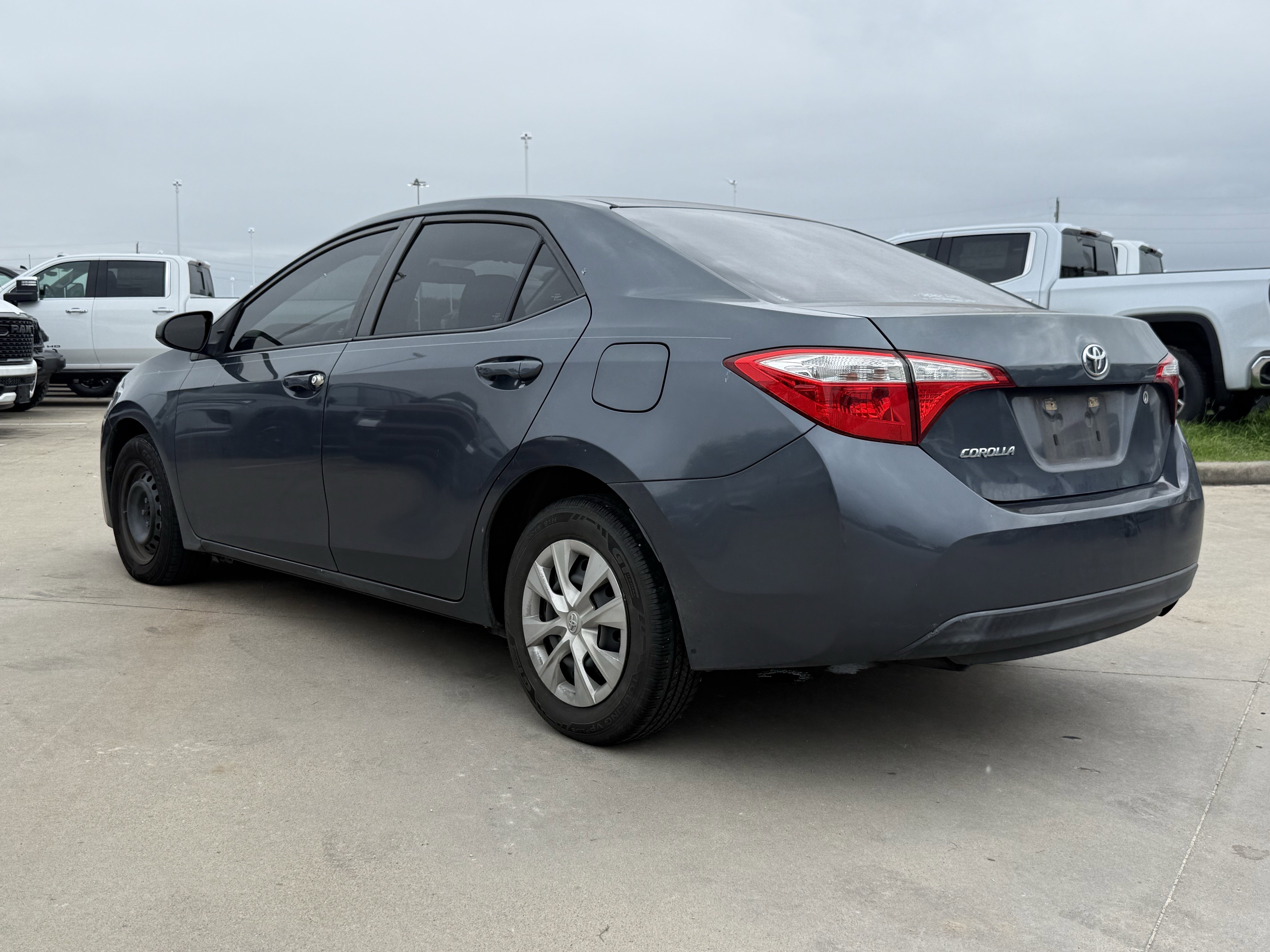 Used 2015 Toyota Corolla L FWD image 7