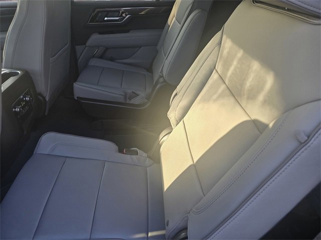 New 2026 GMC Yukon Elevation image 12