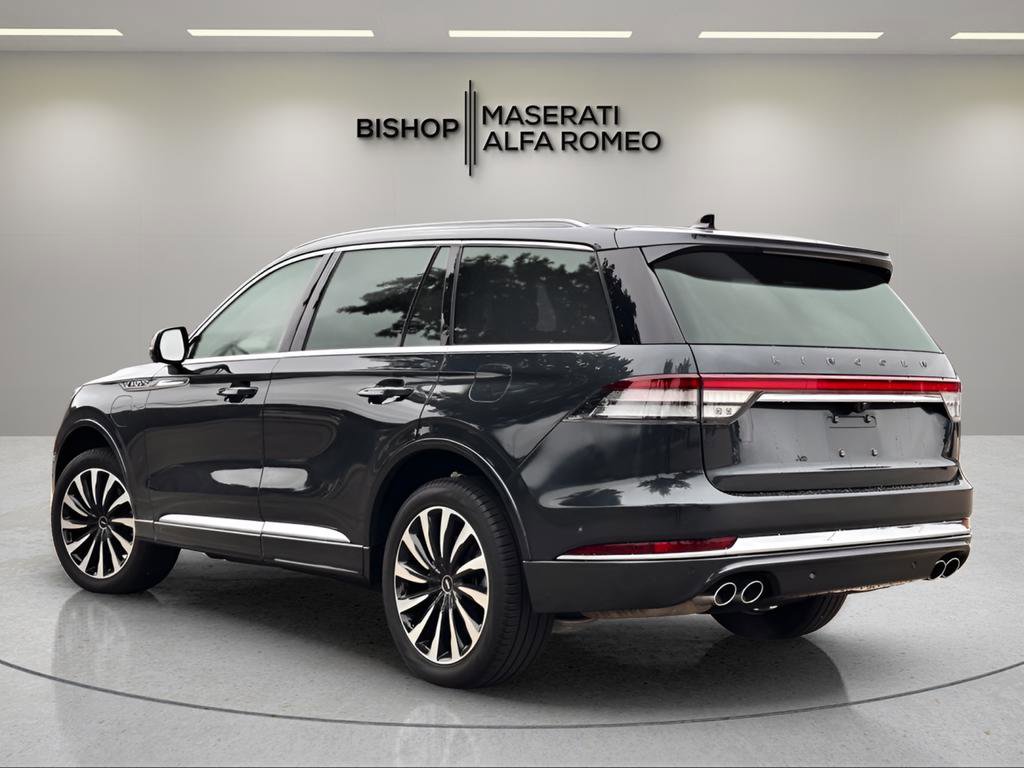 Used 2023 Lincoln Aviator Black Label Grand Touring AWD/4WD image 3