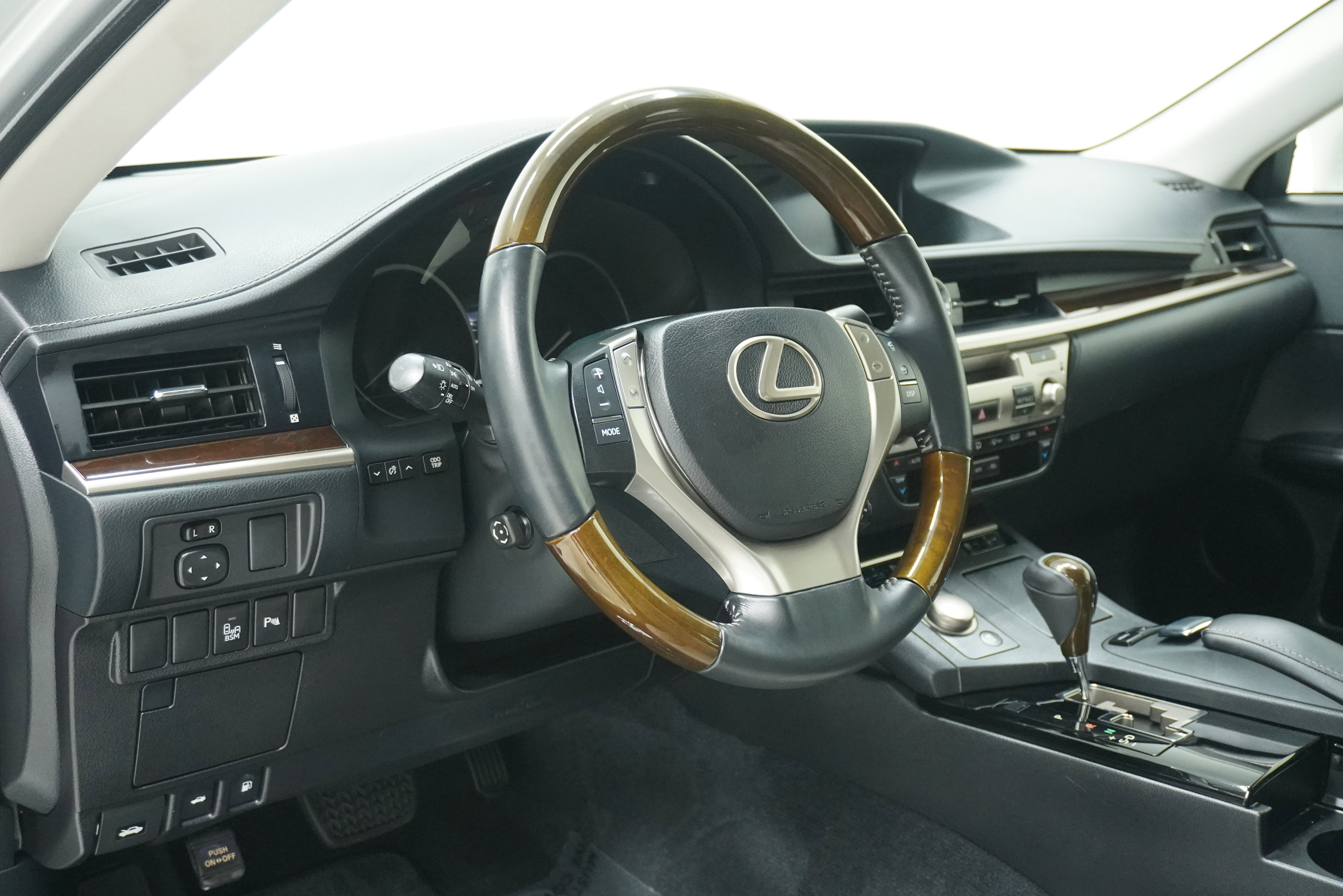 Used 2013 Lexus ES 350 w/ Luxury Pkg FWD image 10