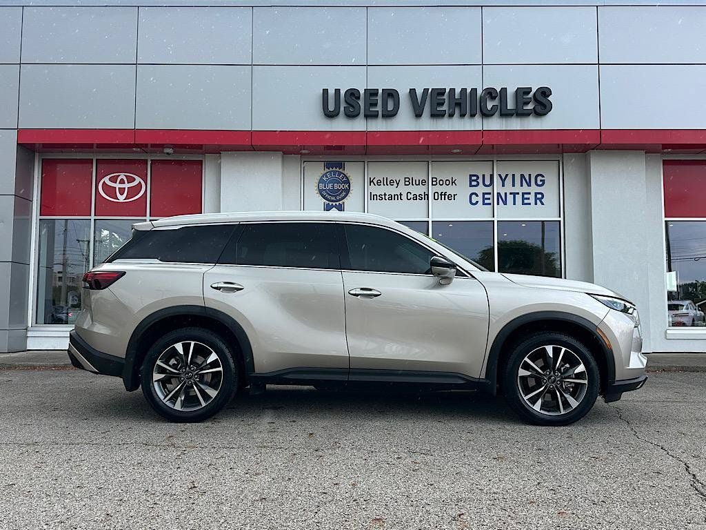 Used 2023 INFINITI QX60 Luxe w/ Cargo Package AWD/4WD image 7