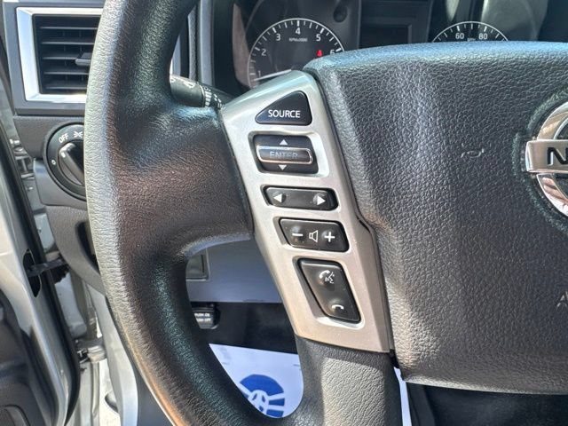 Used 2017 Nissan Titan S AWD/4WD image 15