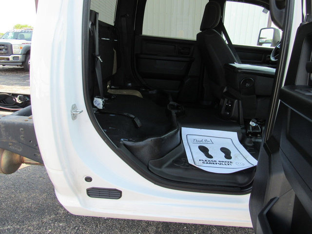 Used 2025 RAM 5500 Tradesman AWD/4WD image 17
