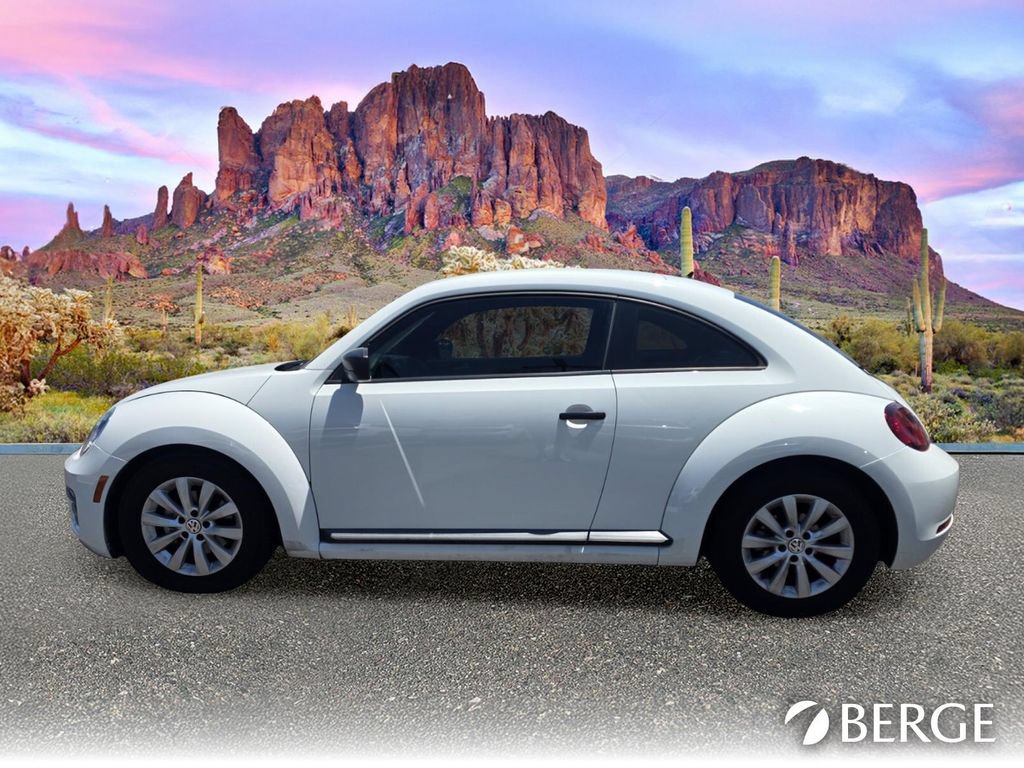 Used 2018 Volkswagen Beetle 2.0T S FWD image 3