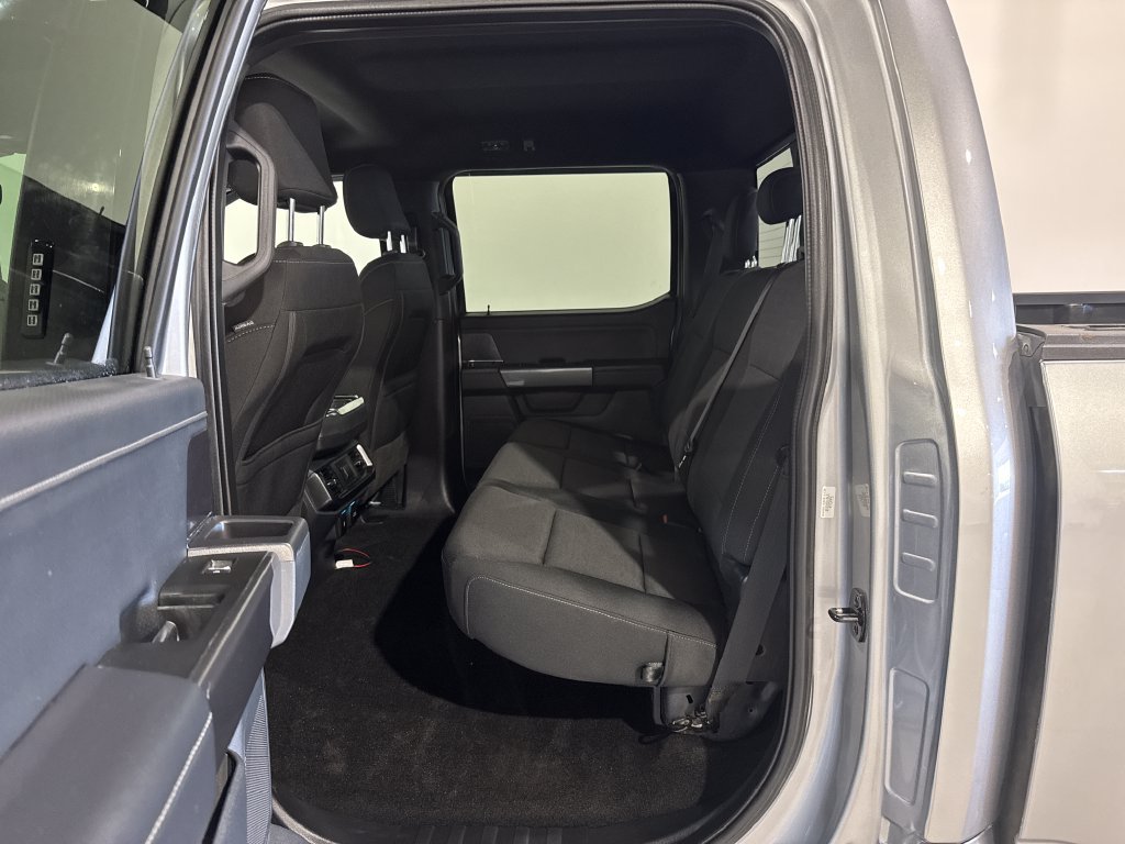 Used 2022 Ford F150 XLT w/ Equipment Group 302A High AWD/4WD image 19