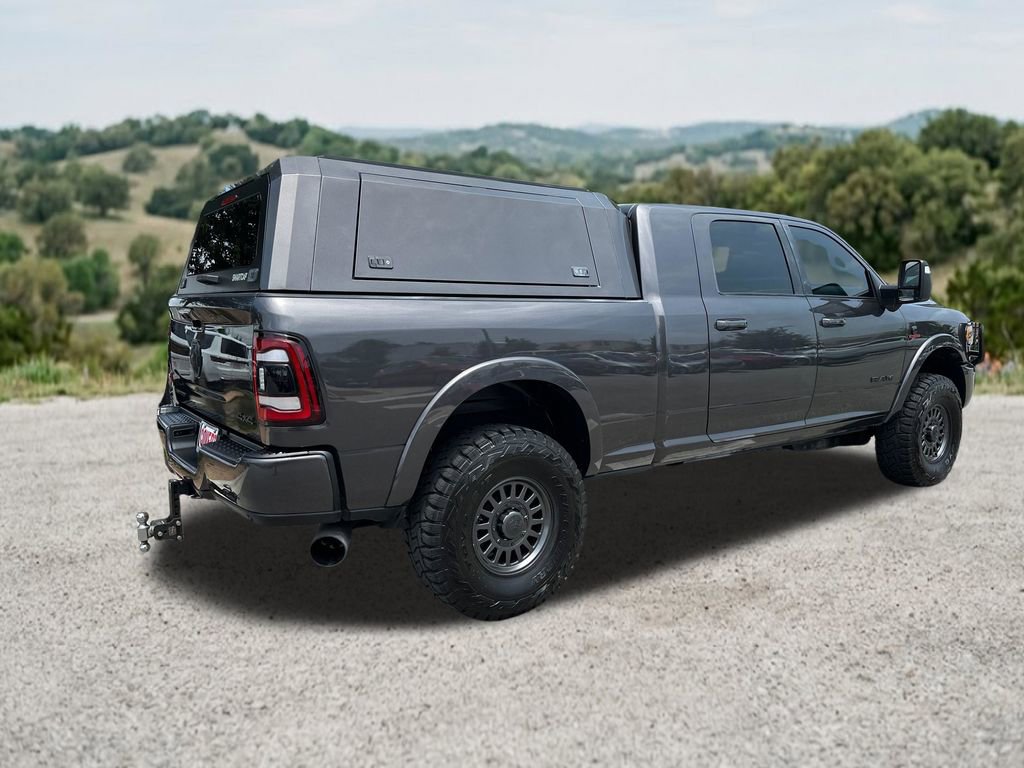Used 2024 RAM 3500 Limited AWD/4WD image 10