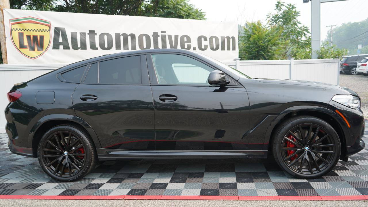 Used 2021 BMW X6 M50i w/ Executive Package AWD/4WD image 5